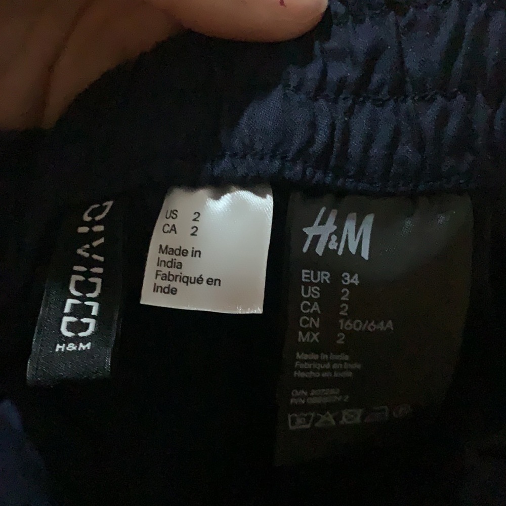 H&M pants size 2 - Picture 4 of 4